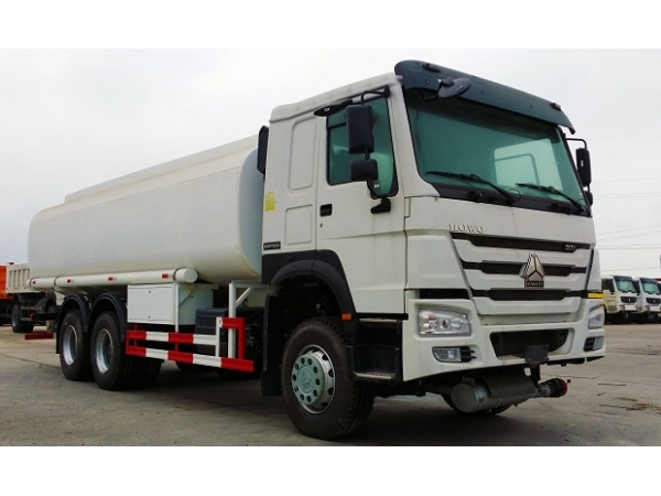 HOWO 6x4 20m3 oil tanker truck