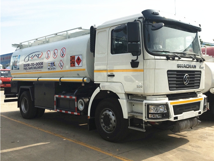 Shacman 4x2 15000L Oil Tanker Truck