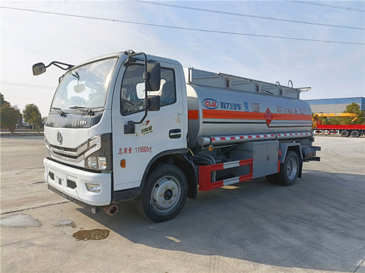Dongfeng DLK 4x2 8500L Mobile Fuel Tanker Truck