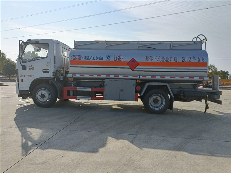 Dongfeng DLK 4x2 8500L Mobile Fuel Tanker Truck