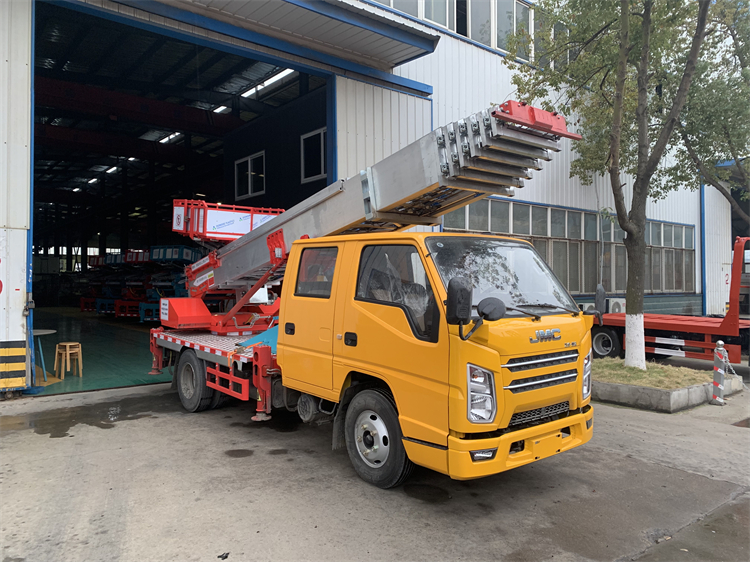 JMC 4x2 32M Aerial Work Ladder Moving Truck