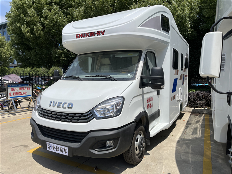 IVECO DAILY 4x2 Mobile Motor Home RV Caravan
