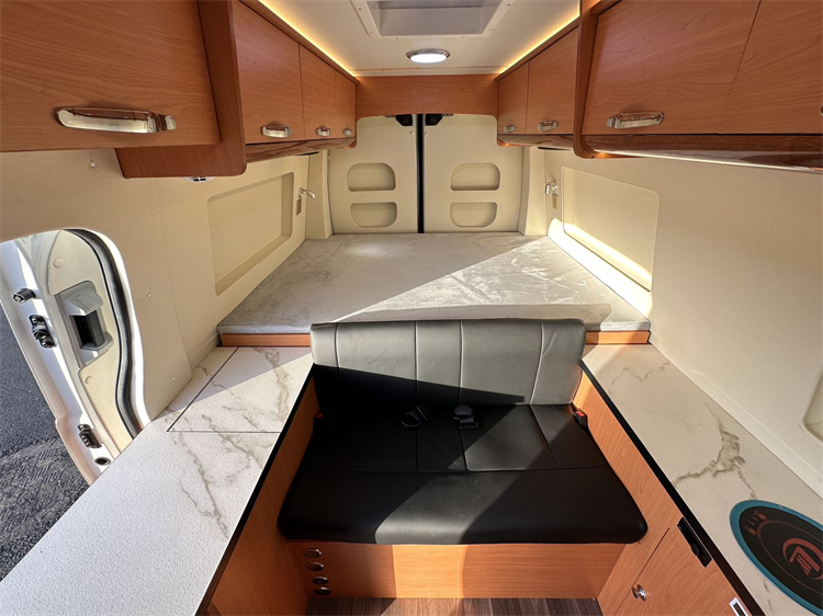 IVECO Juxing 9AT Class-B RV Motorhome Mini Caravan
