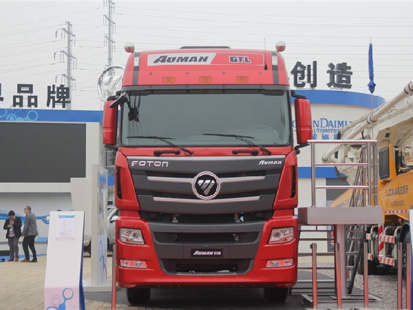 FOTON AUMAN 6x4 400HP Tractor Truck