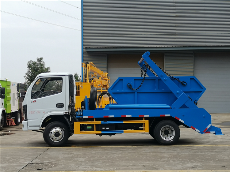 Dongfeng 4x2 4000L Swing Arm Container Garbage Truck