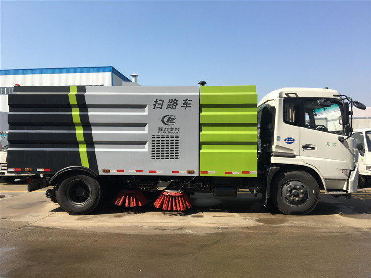 Dongfeng Tianjin 4x2 Road Sweeper Truck