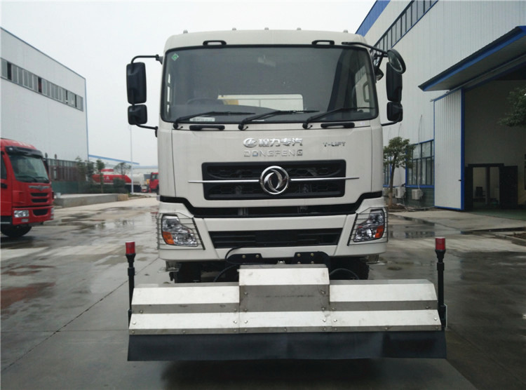 Dongfeng Tianlong 6x4 High-pressure Cleaning Truck