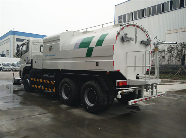 Dongfeng Tianlong 6x4 High-pressure Cleaning Truck