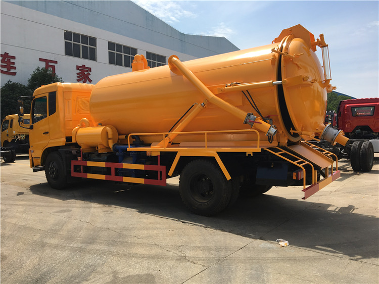 Dongfeng Tianjin 4x2 10000L Sewage Suction Truck
