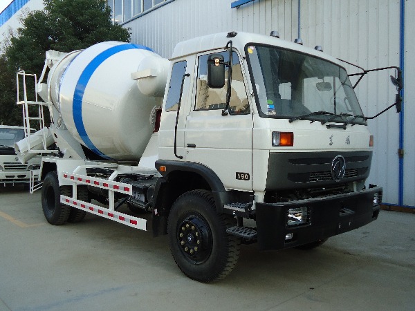 Dongfeng 4x2 6m3 Concrete Mixer Truck