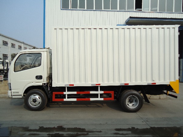 Dongfeng FRK 4x2 3-5T Van Truck