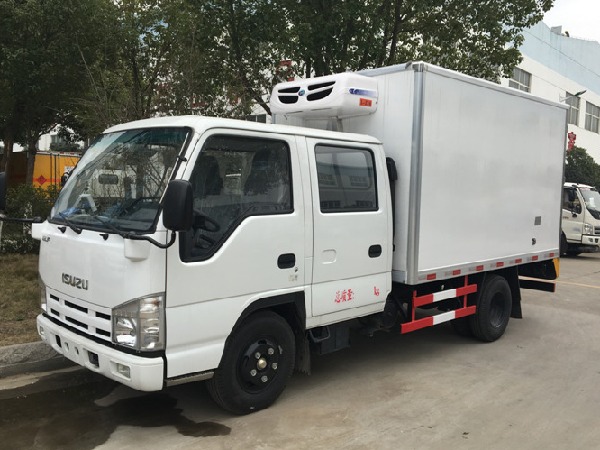 ISUZU 4x2 Double-row Cab 3-4T Refrigerated Van Truck