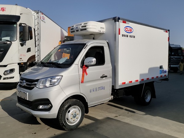 ChangAn 4x2 2T Mini Refrigerated Truck