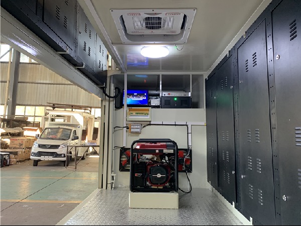 FOTON 4x2 Mini LED Advertising Truck