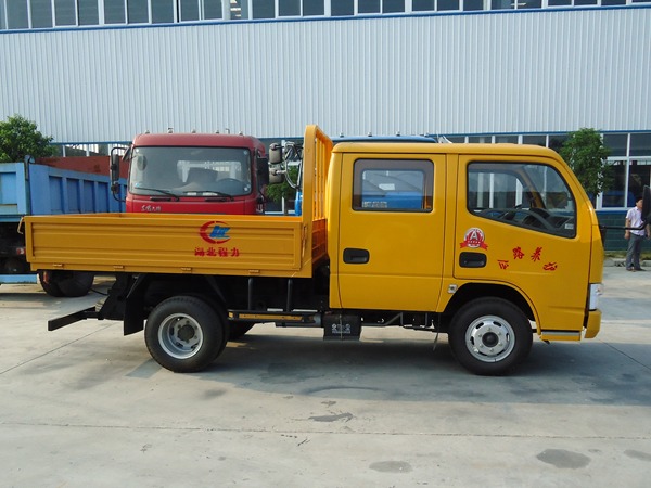 Dongfeng Double-row Cab 4x2 3-4T Cargo Truck