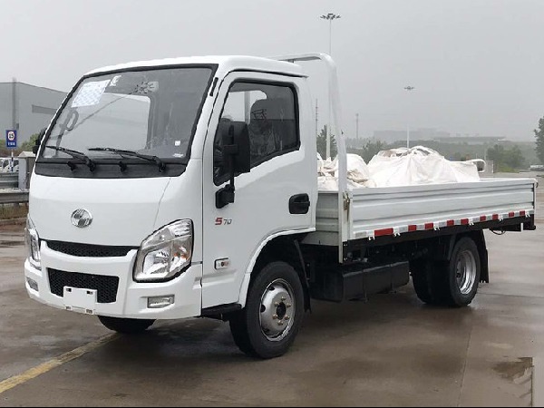 YUEJIN S70 4x2 2T Mini Cargo Truck