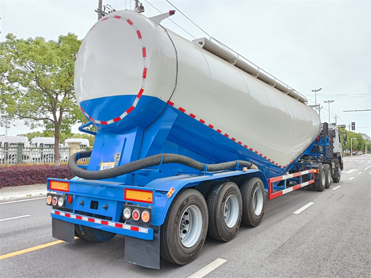 3 Axles 60m3 Bulk Cement Tanker Semi Trailer