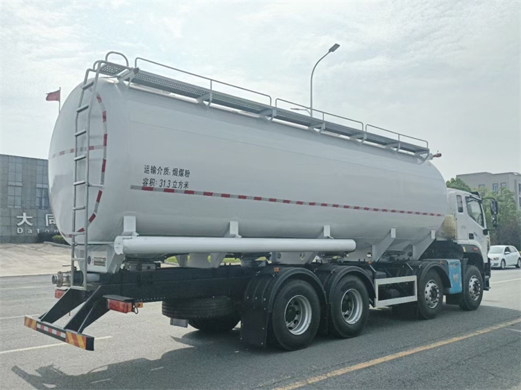 FOTON 8x4 35m3 Bulk Cement Truck