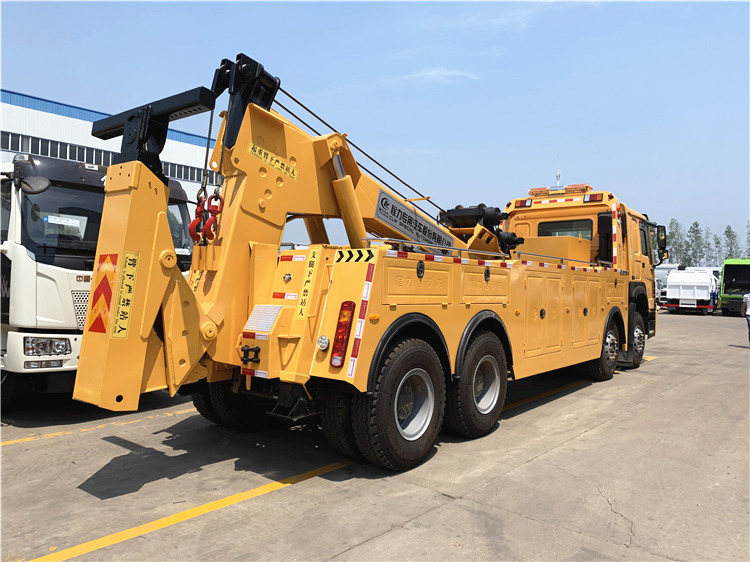 SINOTRUK HOWO 8x4 30T Wrecker Towing Truck