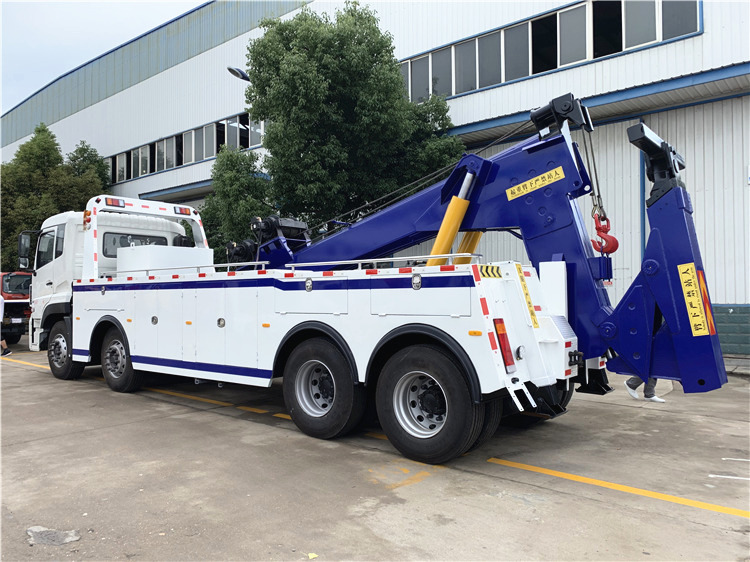 Dongfeng KL 8x4 Heavy Duty Towing Truck