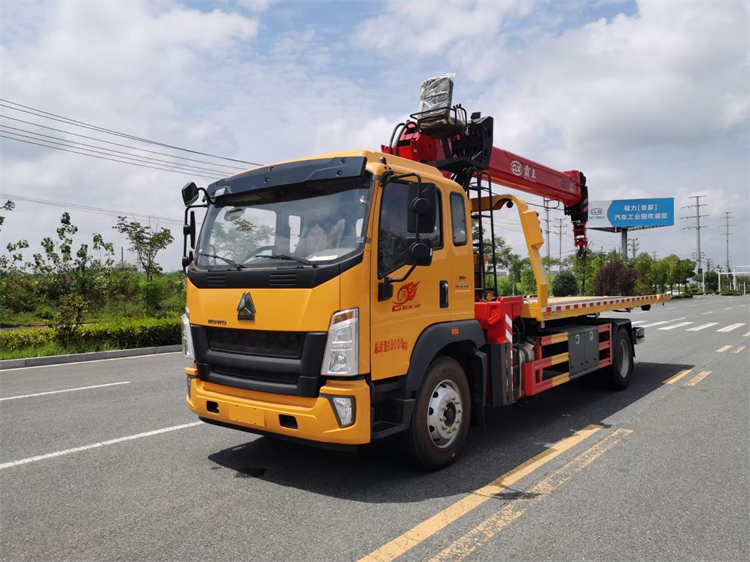 HOWO G5X 4x2 Rollback Tow Truck Mounted Crane