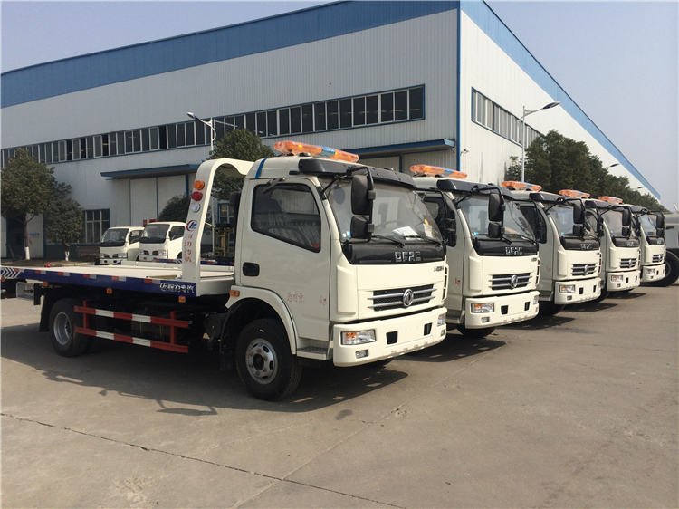 Dongfeng DLK 4x2 4T Flatbed Wrecker Truck