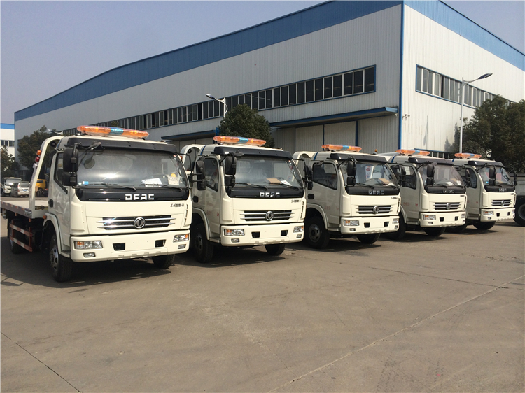 Dongfeng DLK 4x2 4T Flatbed Wrecker Truck