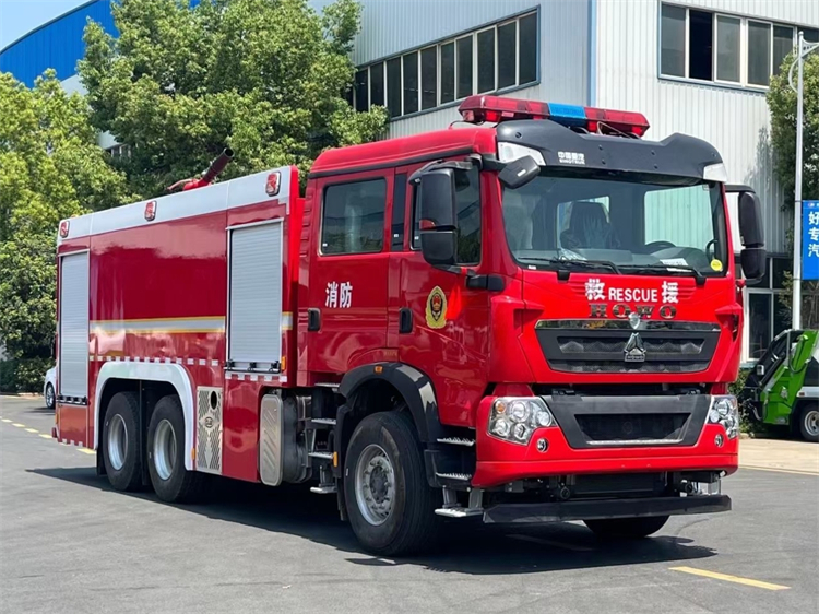 HOWO 6x4 12000L Water Foam Fire Truck