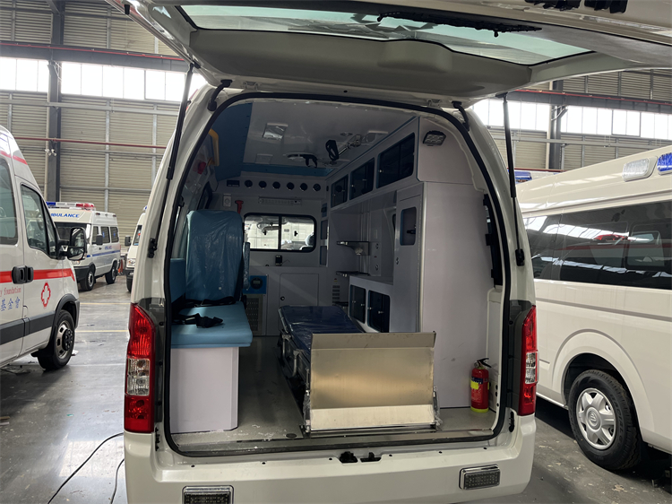 Foton G9 RHD 4x2 Ambulance Rescue Car