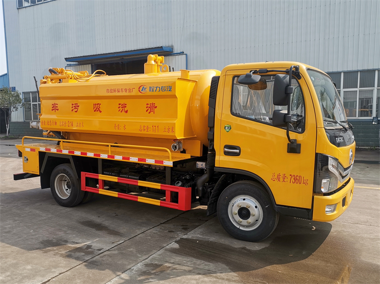 Dongfeng D6 4x2 Sewer Cleaning Sewage Suction Truck