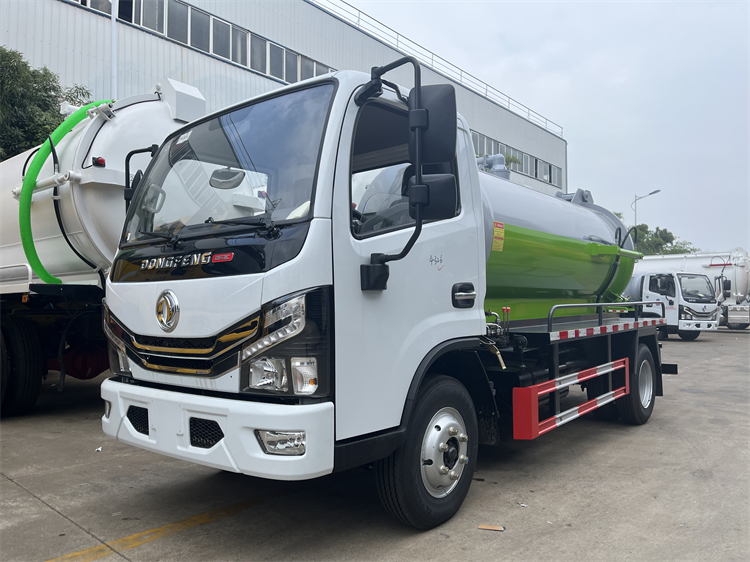 Dongfeng 4x2 3-4m3 Vacuum Truck