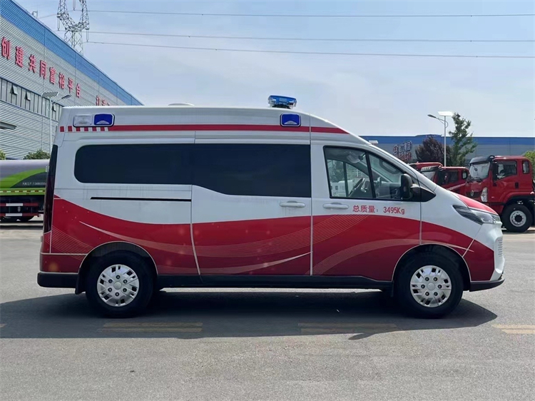 IVECO Fidato 4X2 Diesel Type Monitoring Ambulance