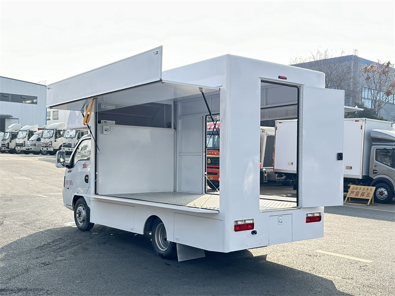 Dongfeng Tuyi 4x2 Mini Food Truck Mobile Shops Retail Vehicle Ice Cream Truck