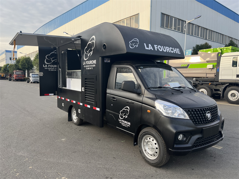FOTON V1 Mobile Food Van Catering Truck 4x2 Mini Food Shop BBQ Food Truck