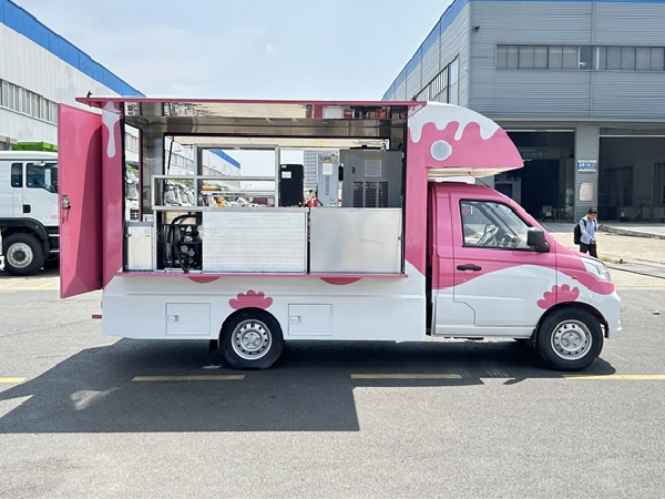 FOTON 4-Wheels Gasoline Type Mobile Food Truck Mini Ice Cream Vending Car