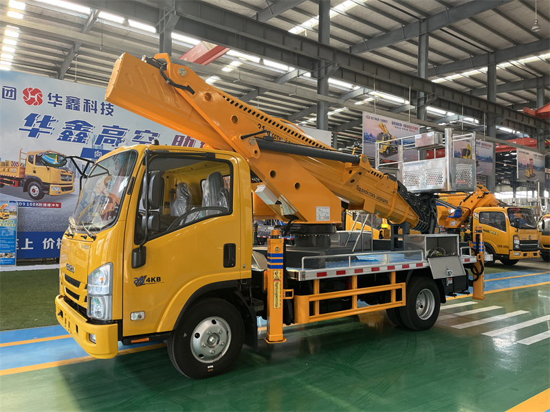 ISUZU 4X2 Aerial Work Platform 25-31m Insulated Work Bucket Aerial Work Truck
