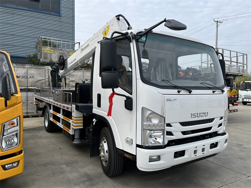 ISUZU 20-25m Aerial Work Platform Bucket 4x2 Telescopic Boom Aerial Work Truck