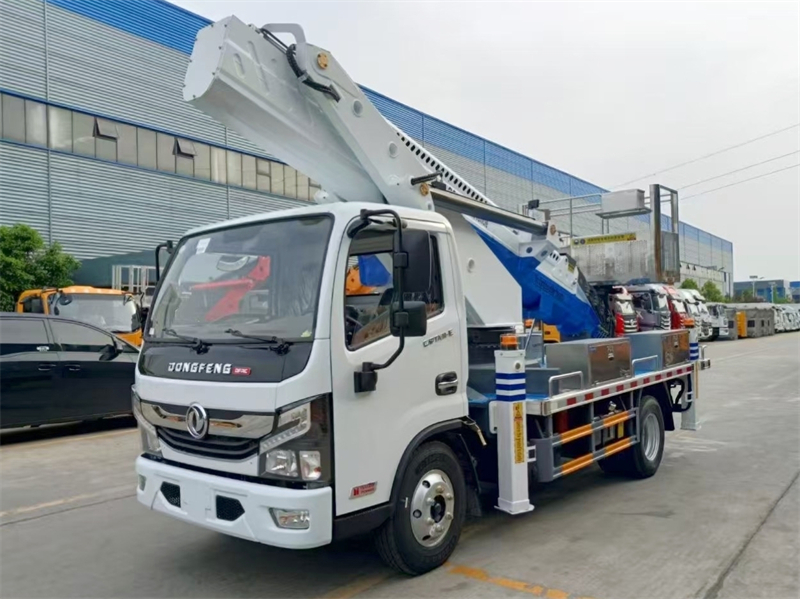 Euro-2 Dongfeng CAPTAIN 20-30M Aerial Lift Truck 4x2 Aerial Work Platform Truck