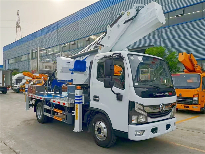 Euro-2 Dongfeng CAPTAIN 20-30M Aerial Lift Truck 4x2 Aerial Work Platform Truck