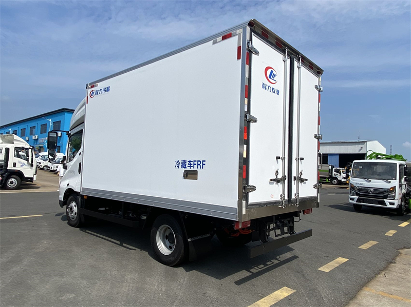 BYD T5 Pure Electric Refrigerated Van Truck 3.5 Tons EV Refrigerator Truck