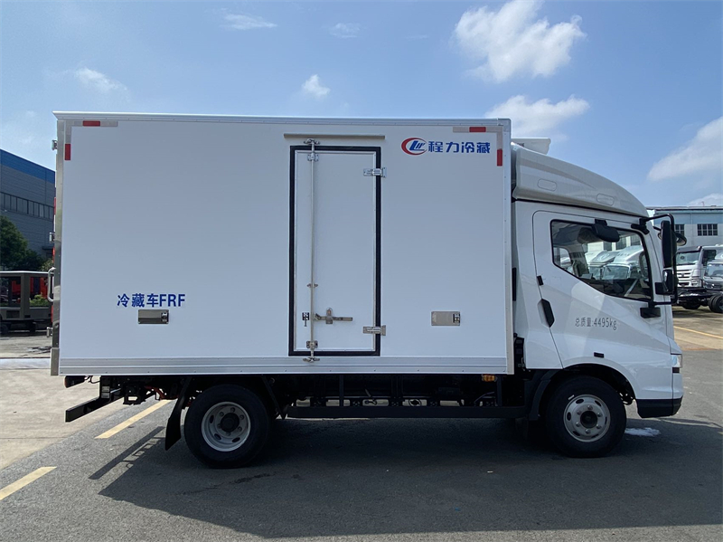BYD T5 Pure Electric Refrigerated Van Truck 3.5 Tons EV Refrigerator Truck