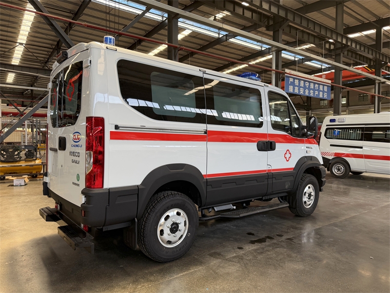 IVECO Ouba 4x4 Off-road Ambulance 4WD Emergency Ambulance