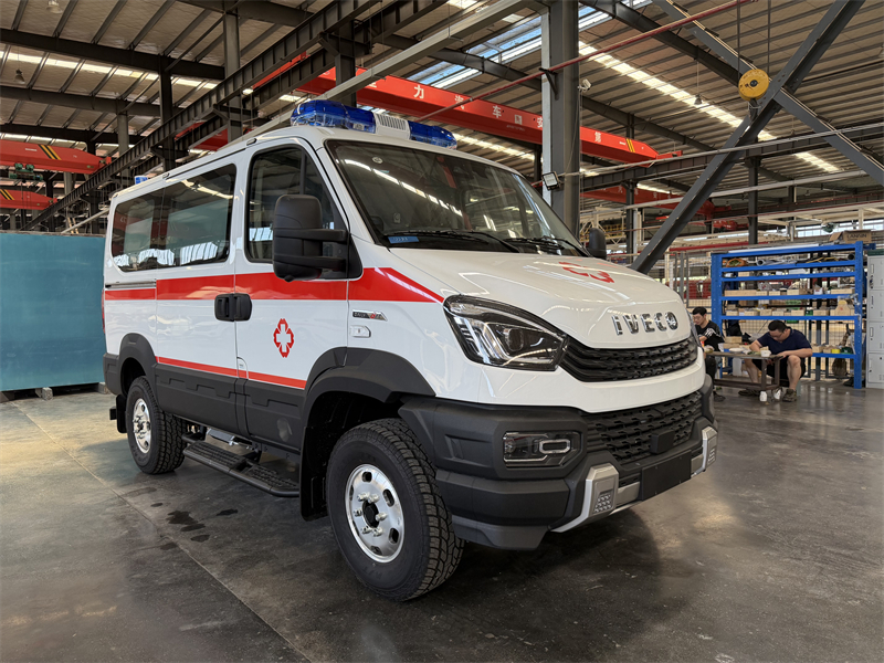 IVECO Ouba 4x4 Off-road Ambulance 4WD Emergency Ambulance