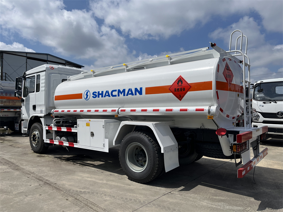 Shacman L3000 4X2 Oil Tanker Truck 15000L Diesel Fuel Transport Truck