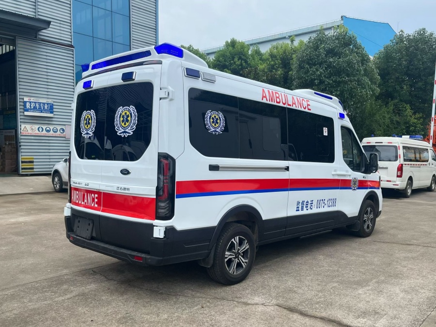 JMC Ford Transit T8 Patients Transport Ambulance 4x2 Emergency Rescue Ambulance